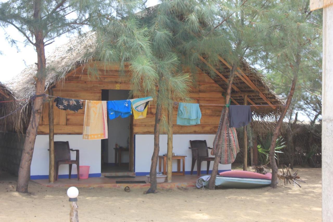 Sand Dune Beach Resort & Surf Camp Arugam Bay Exterior foto