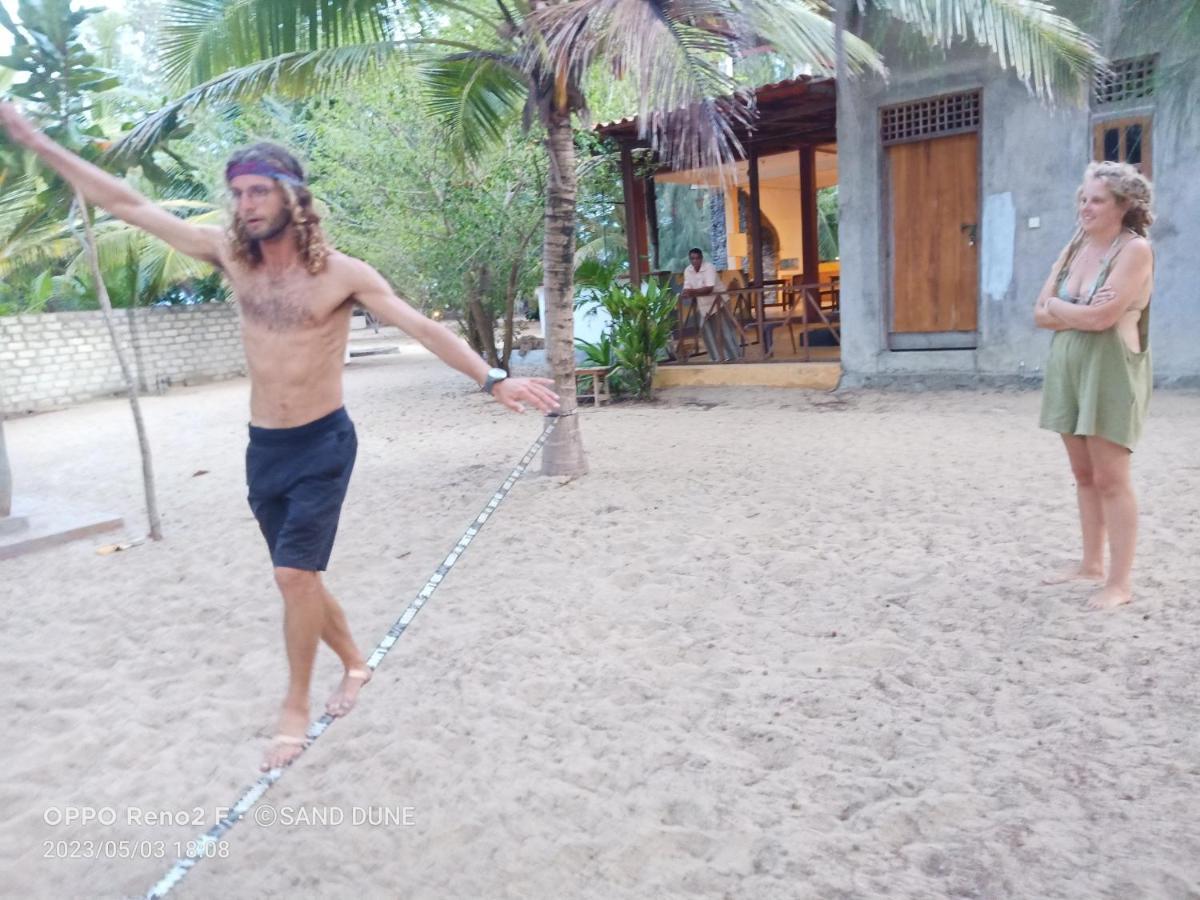 Sand Dune Beach Resort & Surf Camp Arugam Bay Exterior foto