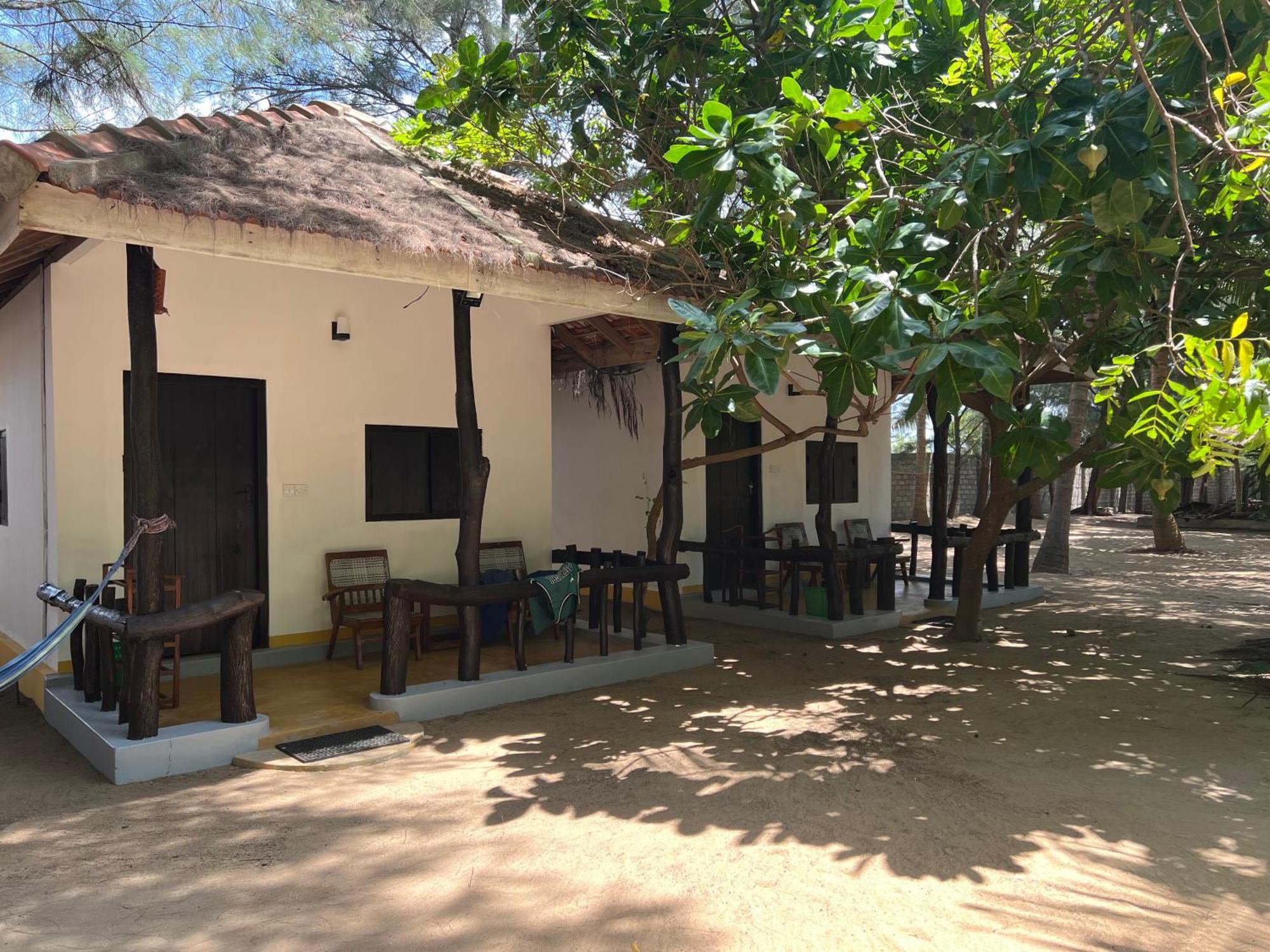 Sand Dune Beach Resort & Surf Camp Arugam Bay Exterior foto